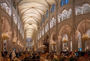 Notre-Dame interior, Paris. Photo by Franck Legros.