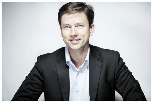 L'analyste financier Edouard Tétreau / Olivier Roller