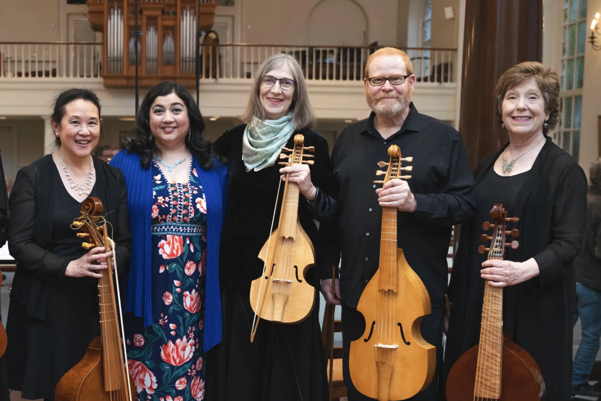 Parthenia musicians